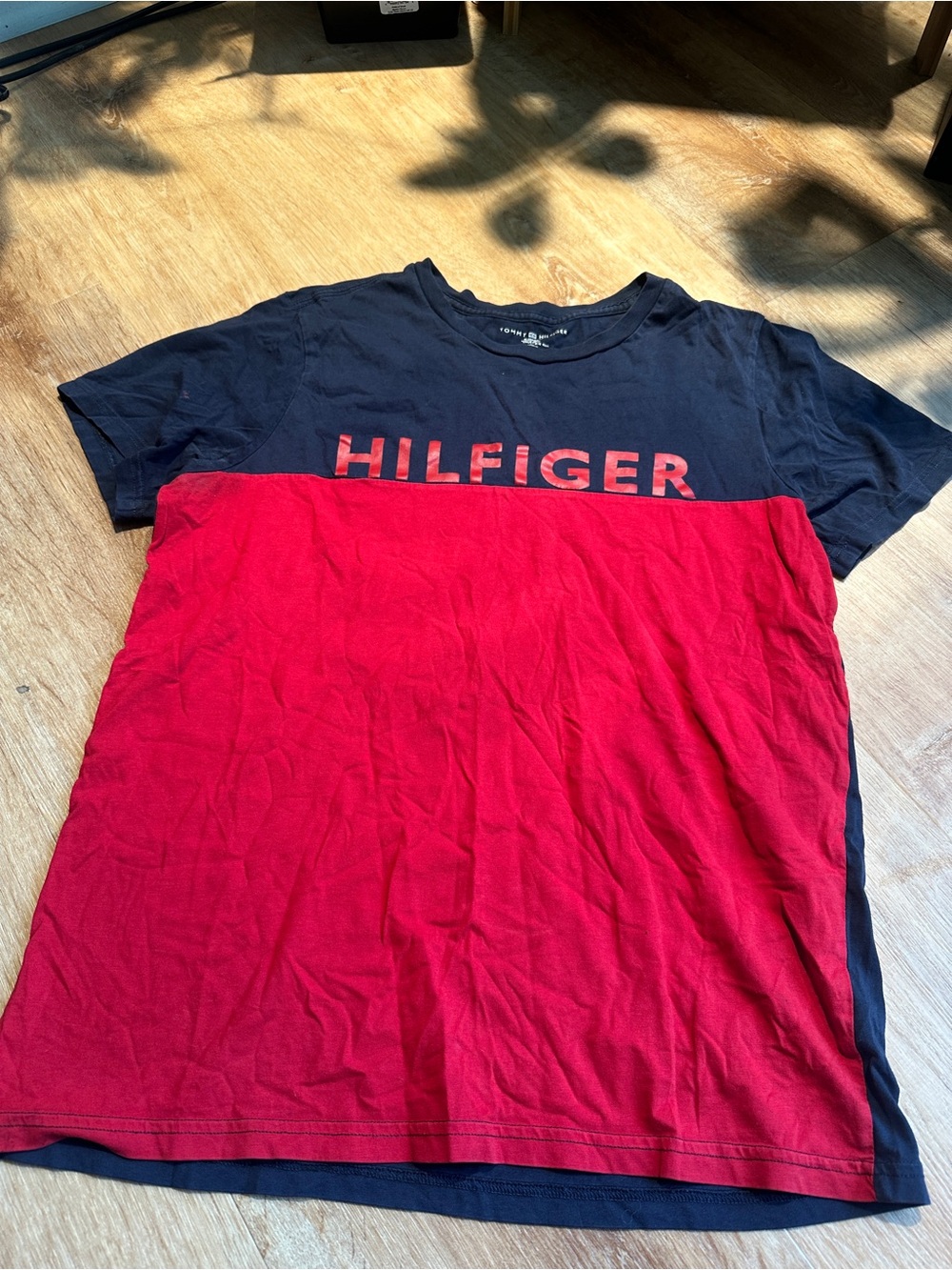 Tommy Hilfiger Colorblock Logo Tee in Navy and Red